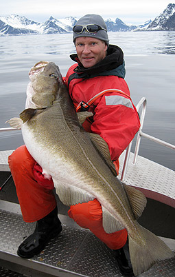 Micke med 26 kilos torsk