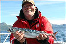 Uffe med makrillf&aring;ngst