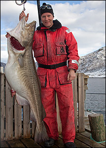 Micke med 35-kilos torsk